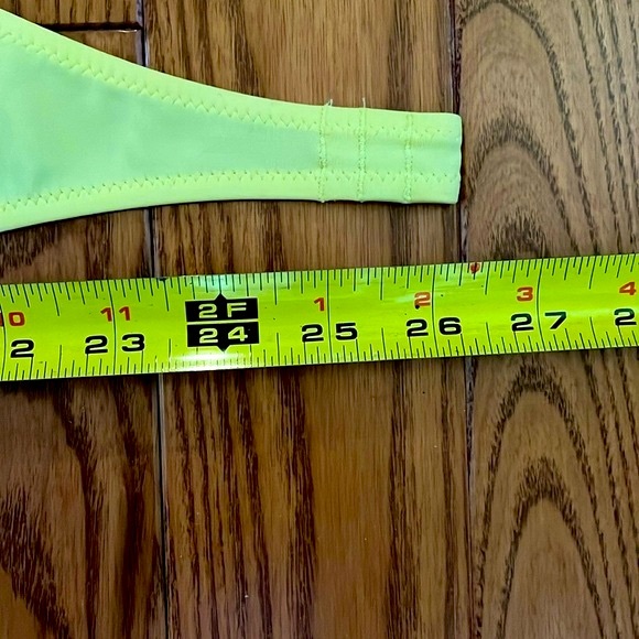 Victoria’s Secret yellow bikini swim top with rhinestones size medium - Picture 15 of 16